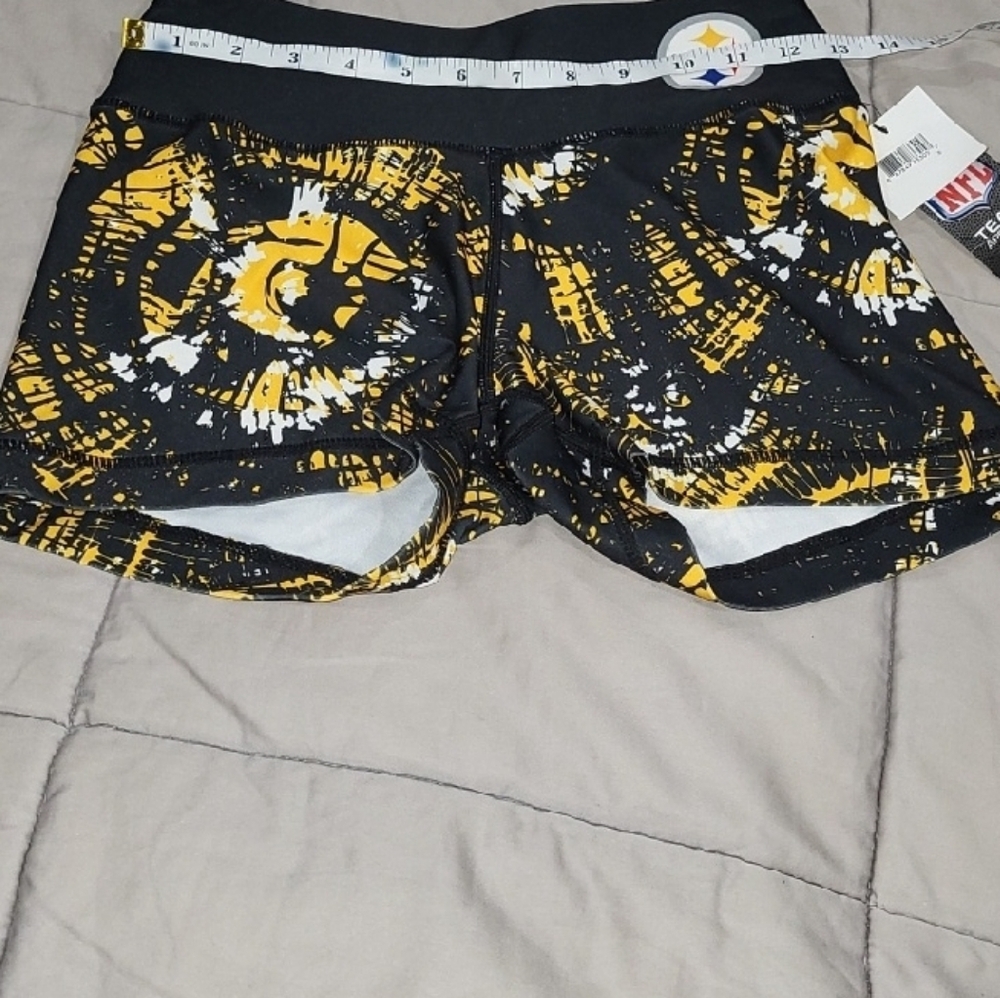 NFL Team Apparel Womens S Steelers Black and Yellow Shorts - Picture 6 of 6